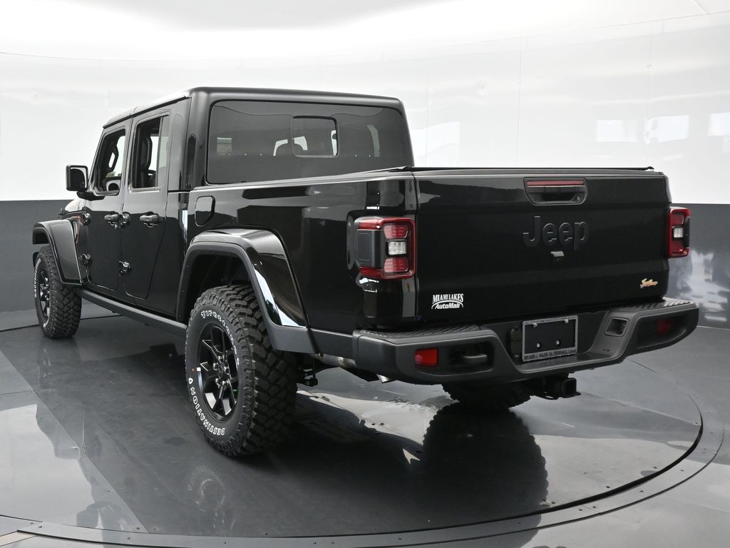 2024 Jeep Gladiator photo 4