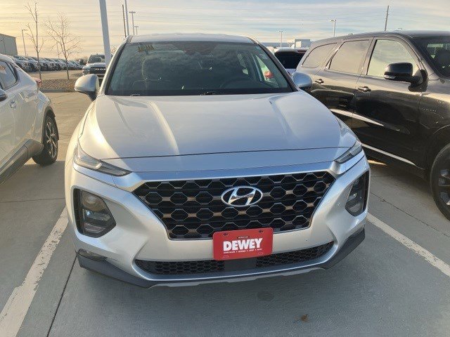 2019 Hyundai Santa Fe SEL photo 2