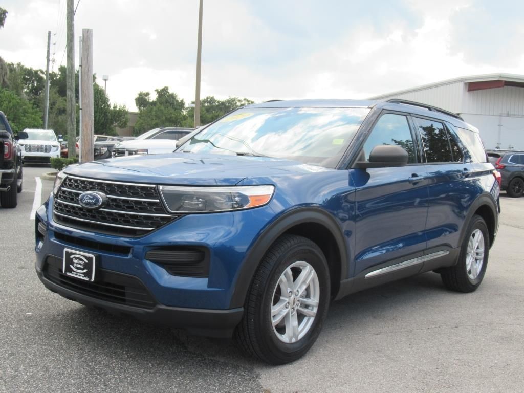 2020 Ford Explorer XLT photo 3