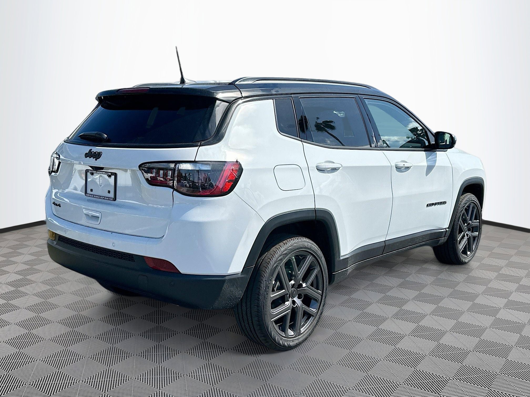2026 Jeep Compass Limited Altitude photo 3
