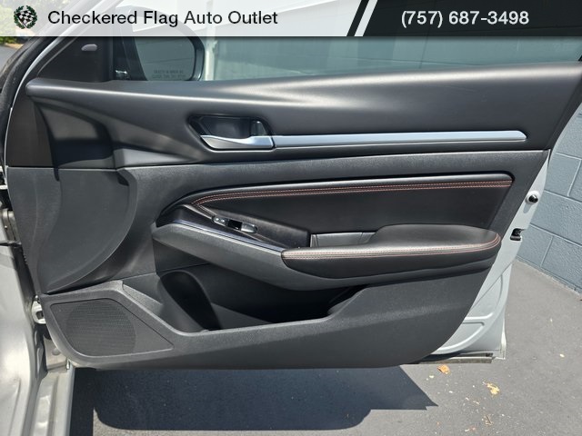 2023 Nissan Altima 2.5 SR photo 41