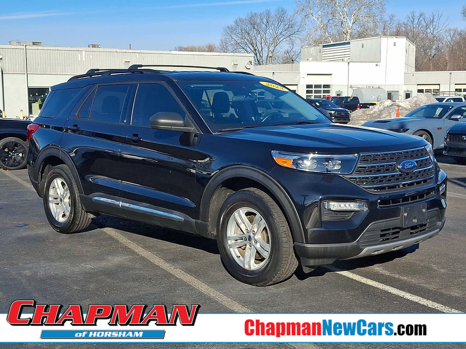 2023 Ford Explorer XLT's photo