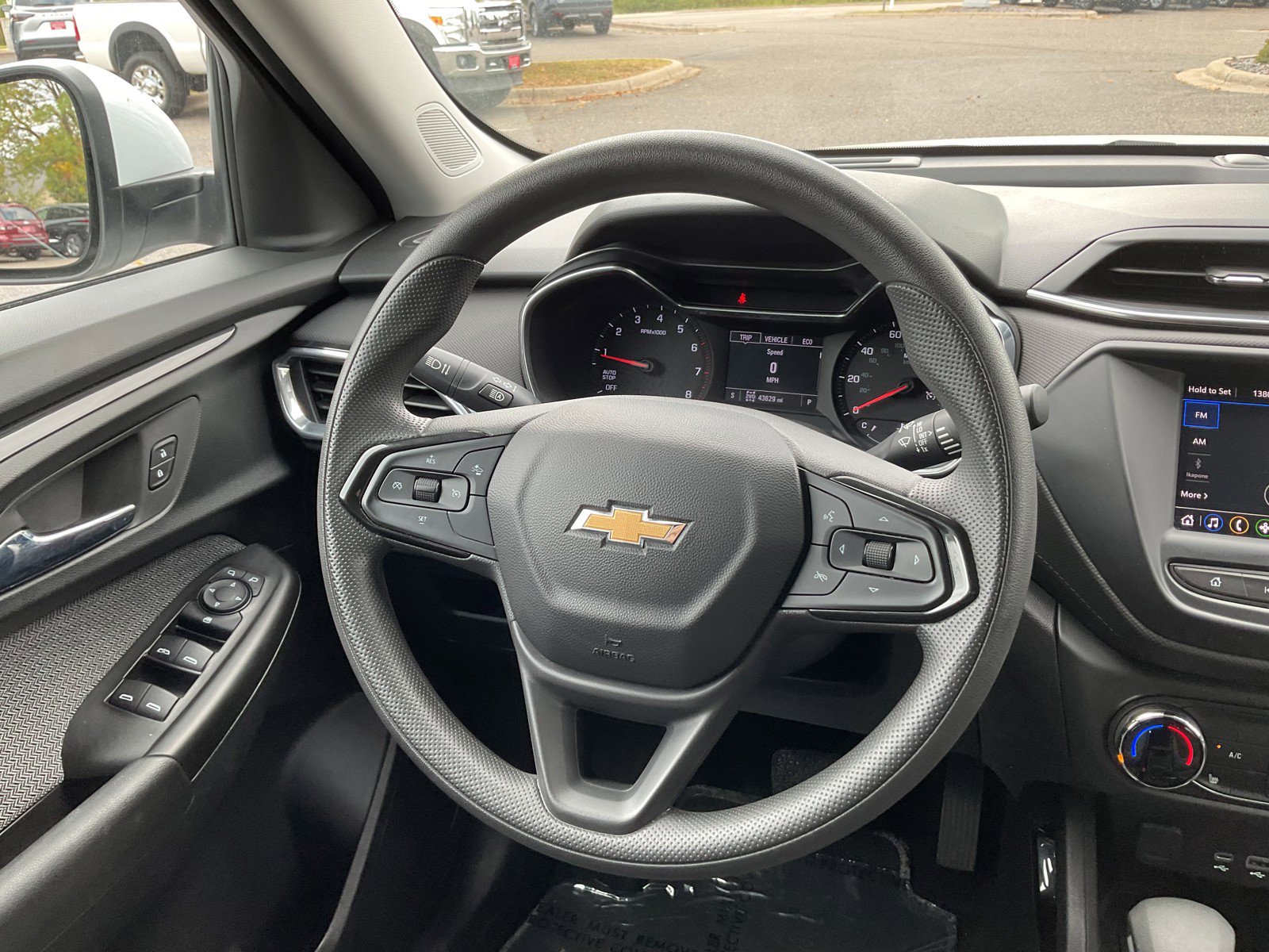 2022 Chevrolet Trailblazer LT photo 14