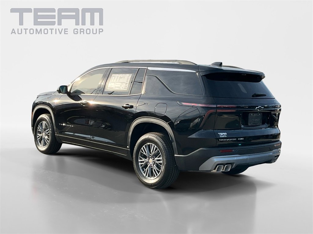 2026 Chevrolet Traverse photo 4