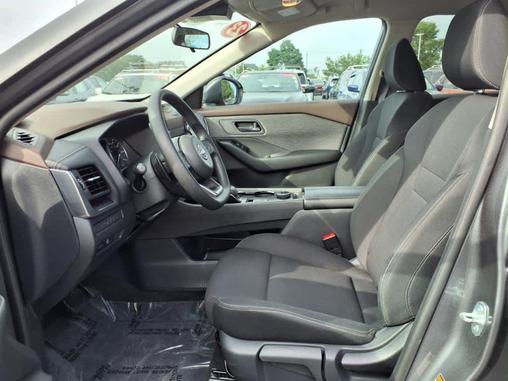 2023 Nissan Rogue S photo 9