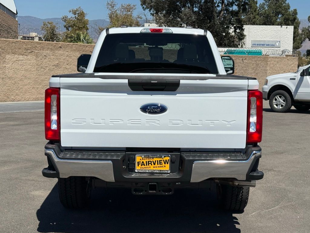 2026 Ford F-250 XLT photo 4