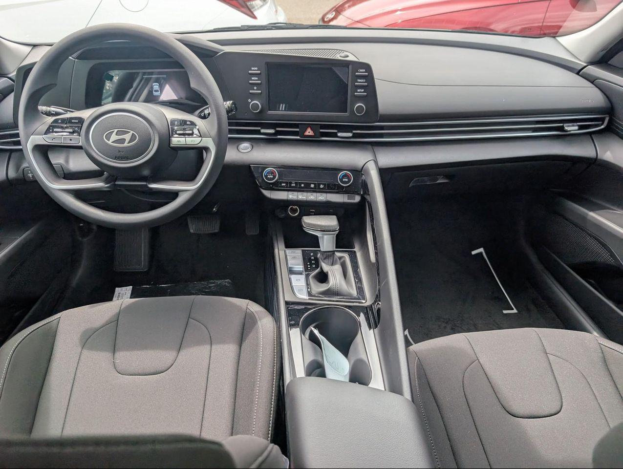 2025 Hyundai Elantra Hybrid Blue photo 18