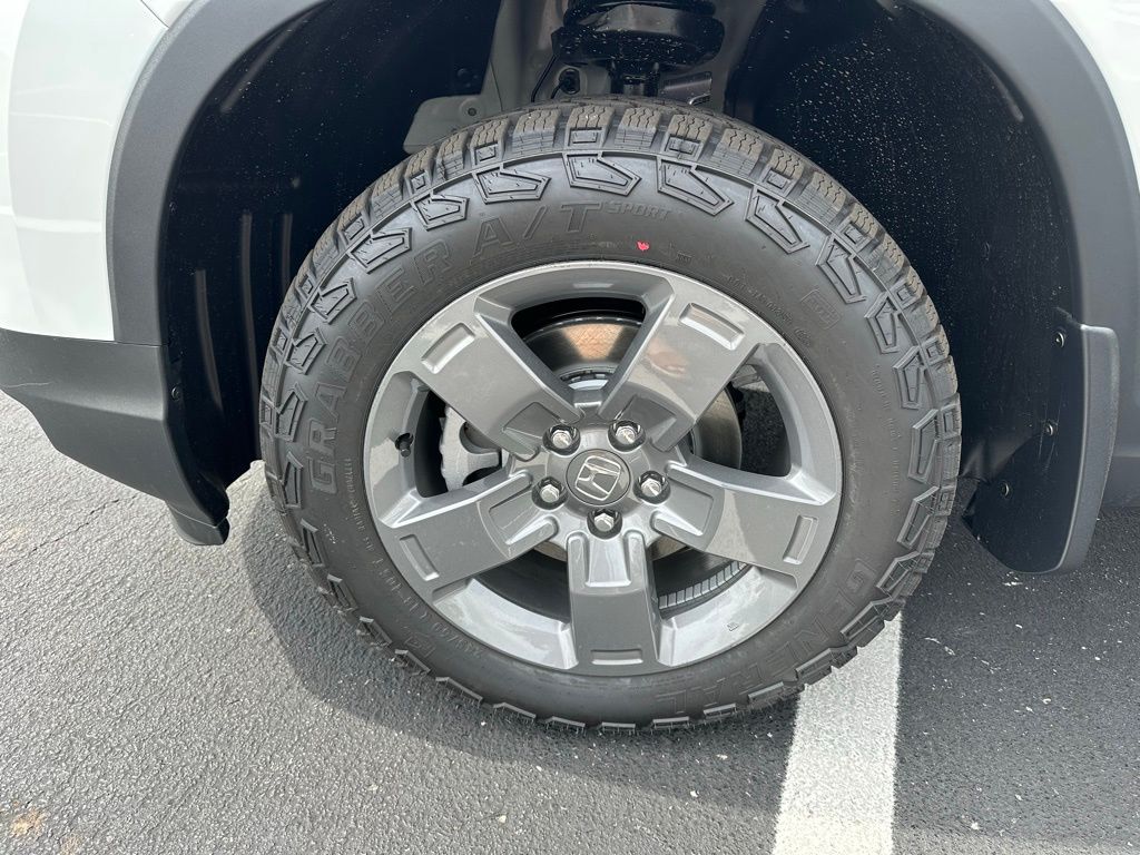2025 Honda Ridgeline TrailSport photo 9