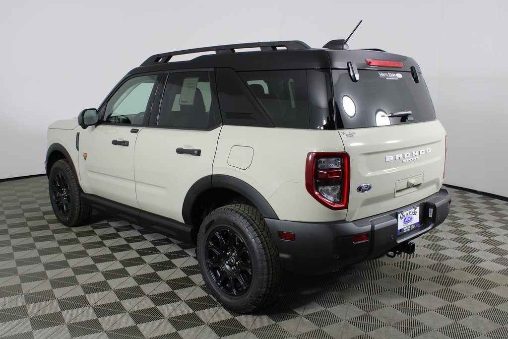 2025 Ford Bronco Sport Badlands photo 4