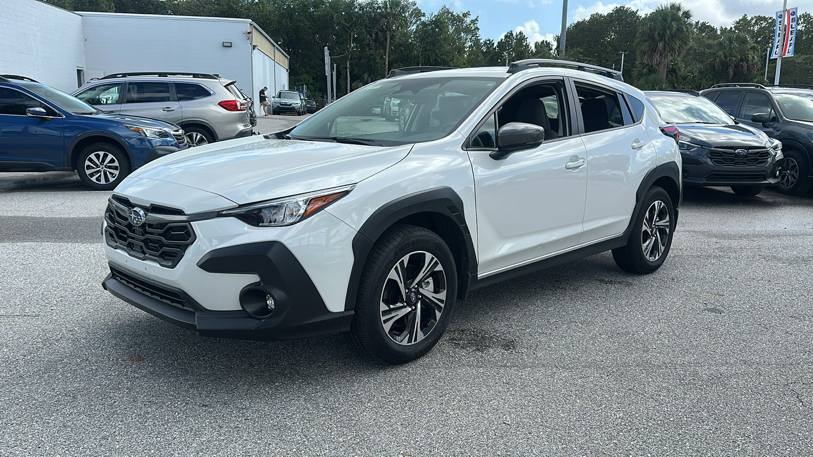 2025 Subaru Crosstrek Premium photo 3