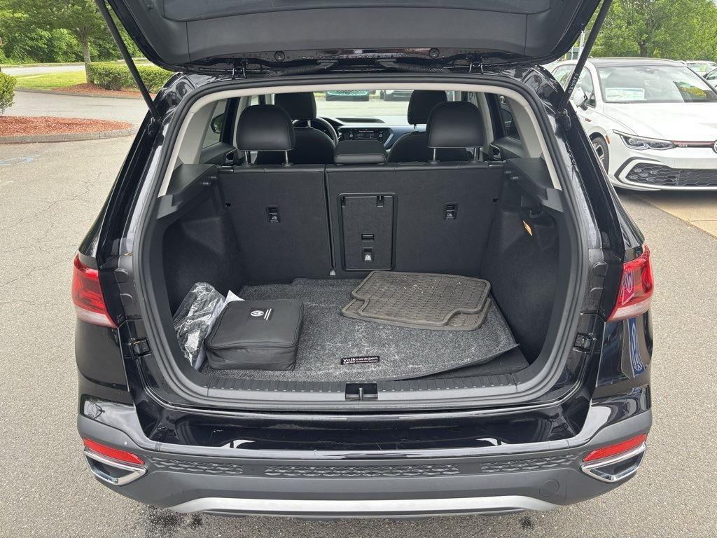 2022 Volkswagen Taos SE photo 12