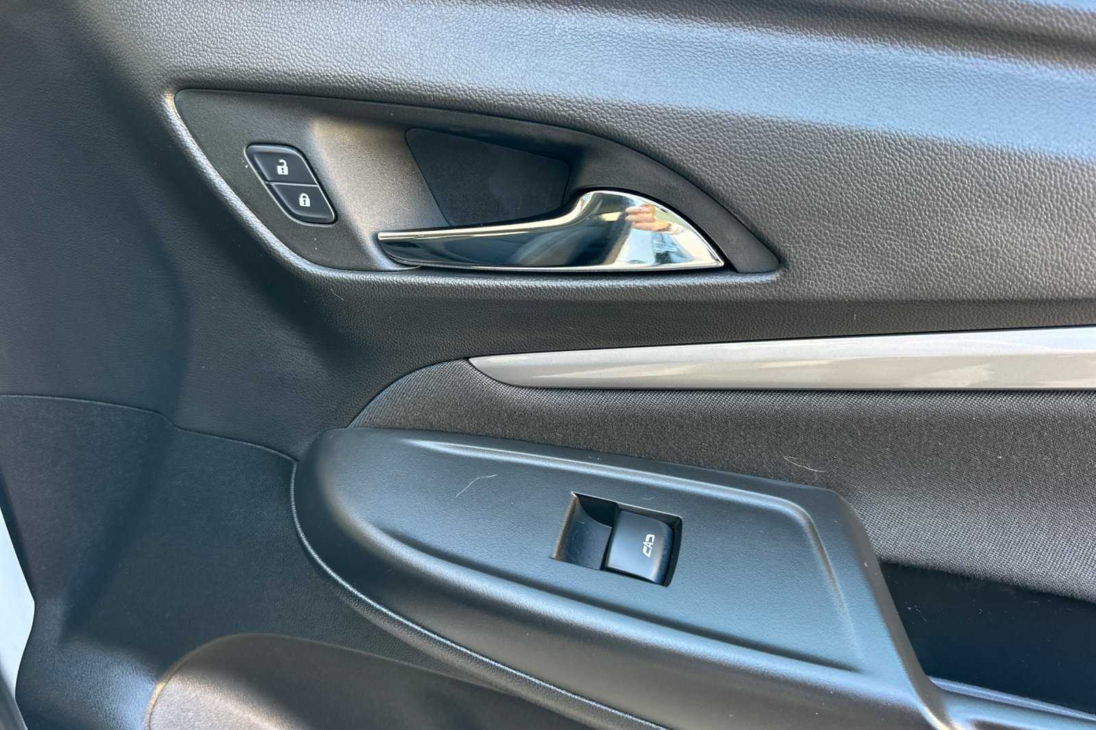 2023 Chevrolet Bolt EUV photo 16