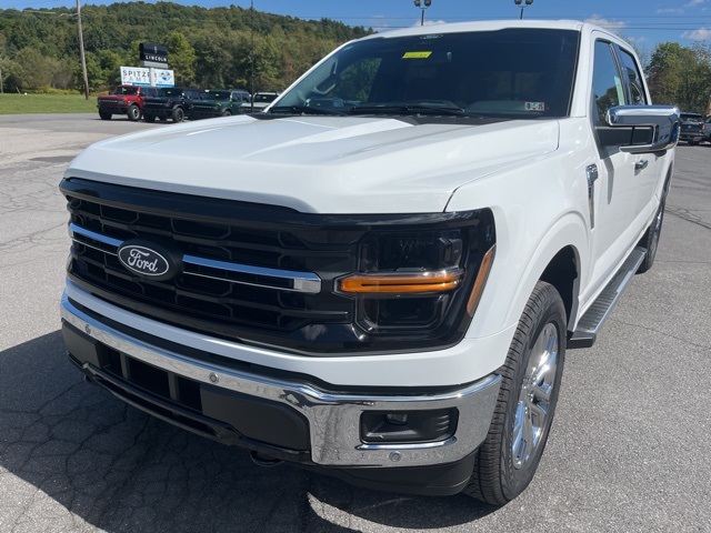 2024 Ford F-150 XLT photo 3