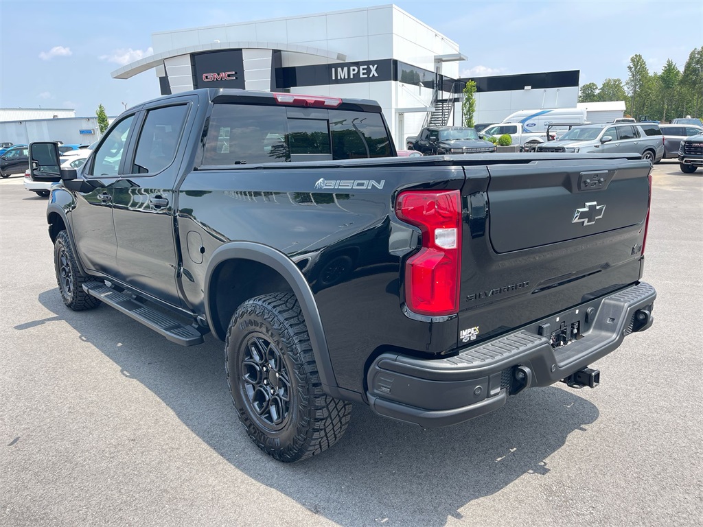 2024 Chevrolet Silverado 1500 ZR2 photo 2