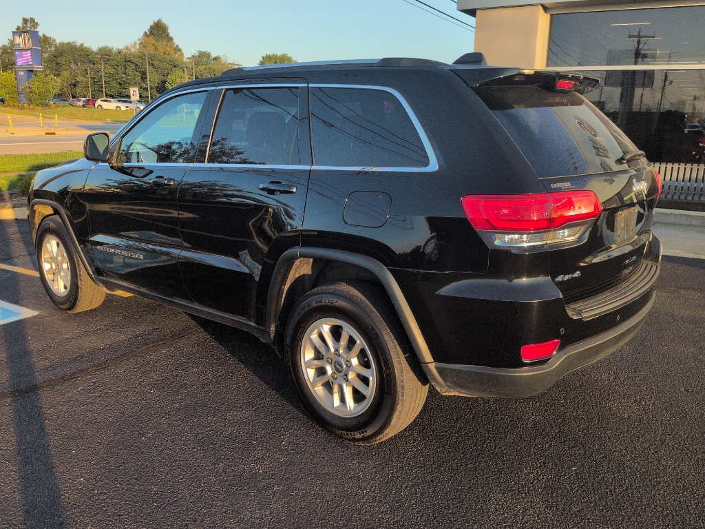 2019 Jeep Grand Cherokee Laredo photo 4