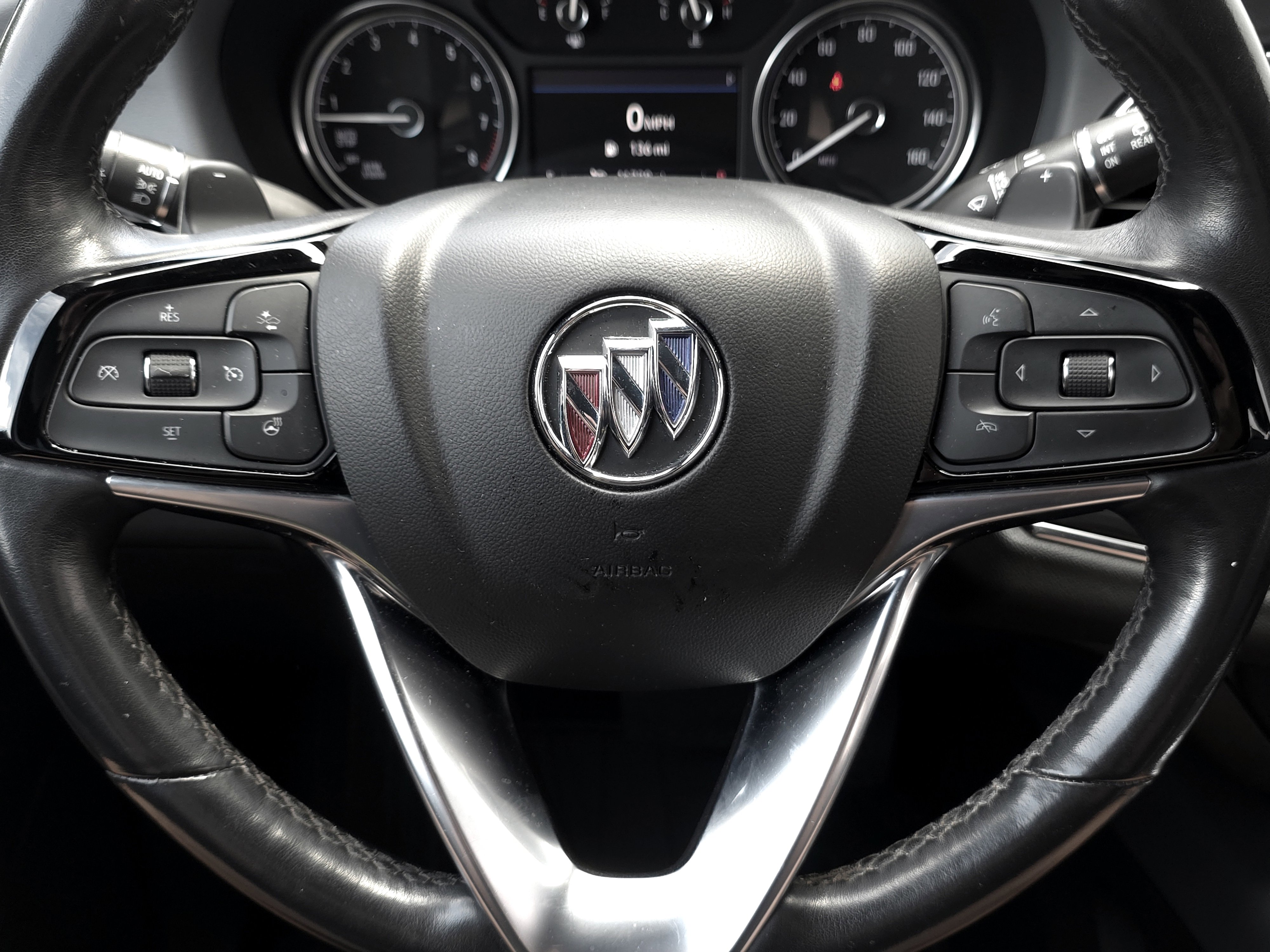 2022 Buick Enclave Essence photo 11