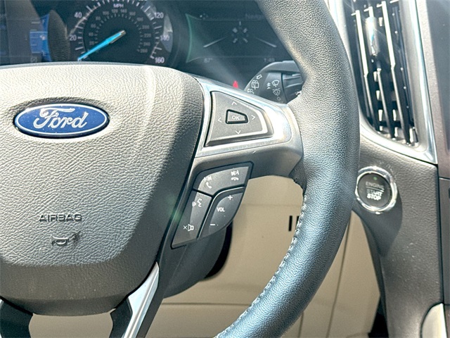 2019 Ford Edge Titanium photo 26