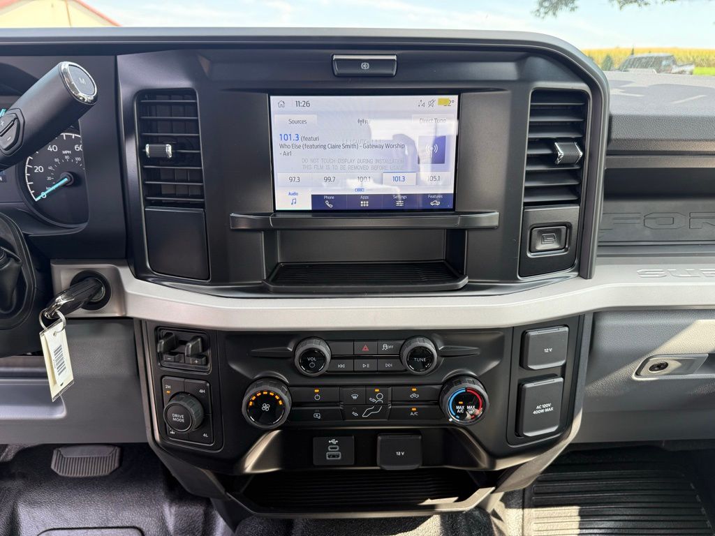 2026 Ford F-350 photo 19