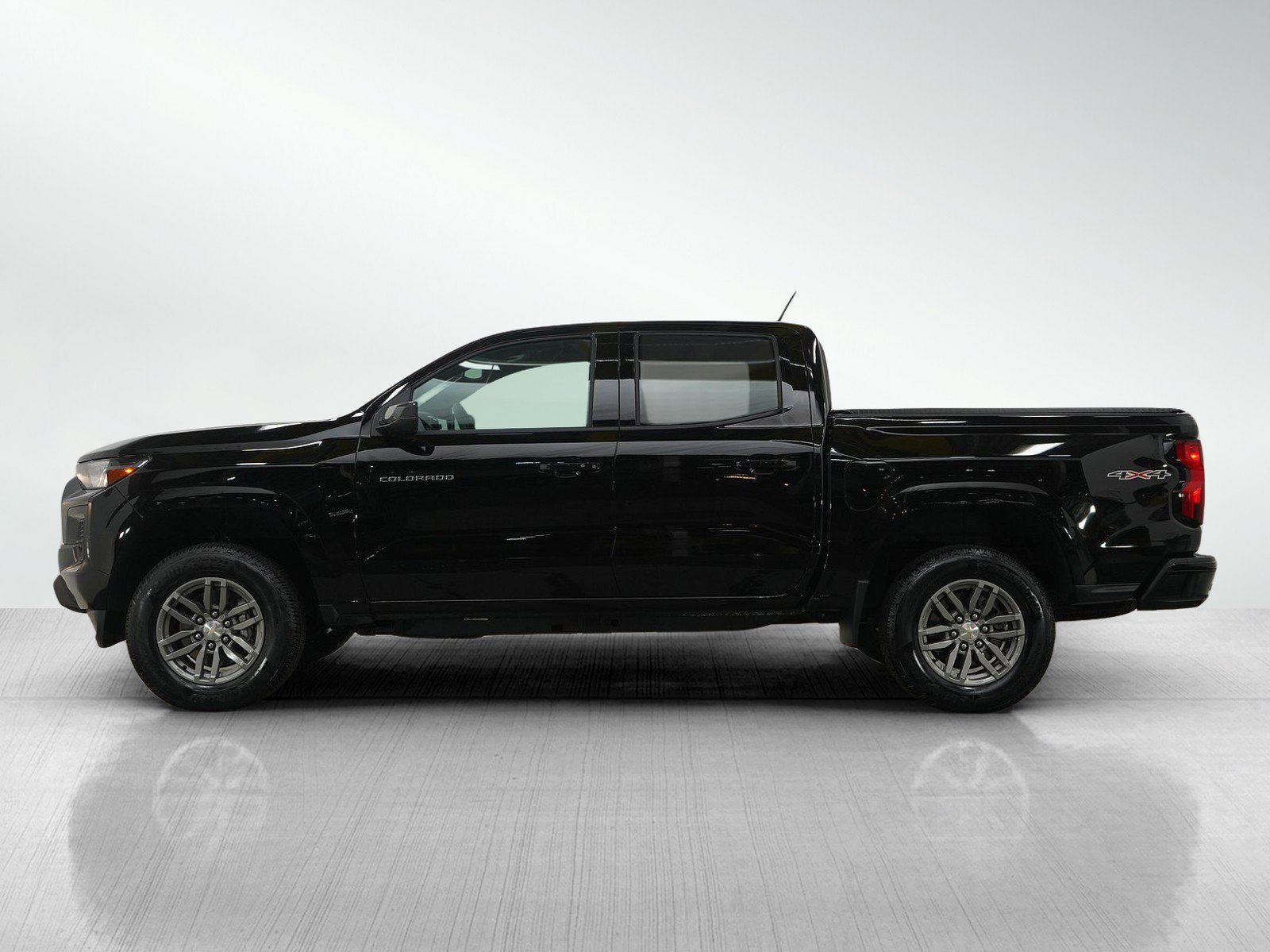 Used 2023 Chevrolet Colorado LT with VIN 1GCPTCEK9P1130624 for sale in Hopkins, Minnesota