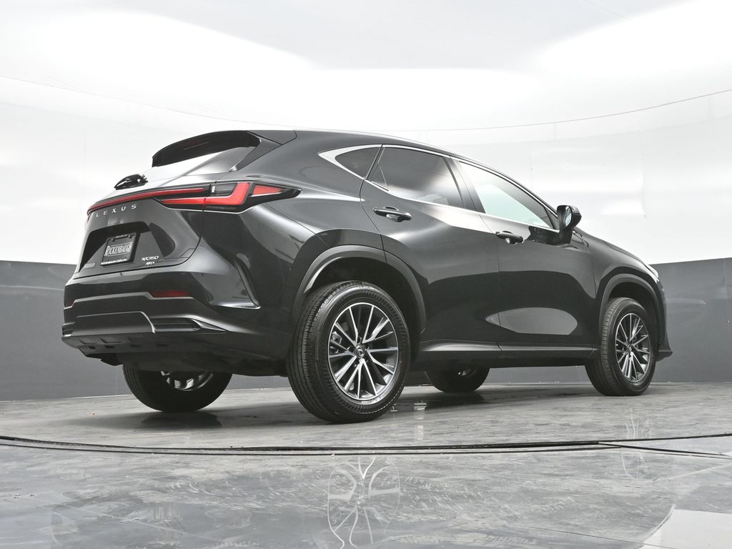 2022 Lexus NX 350 photo 27
