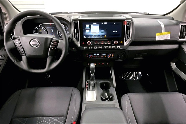 2025 Nissan Frontier SV photo 4