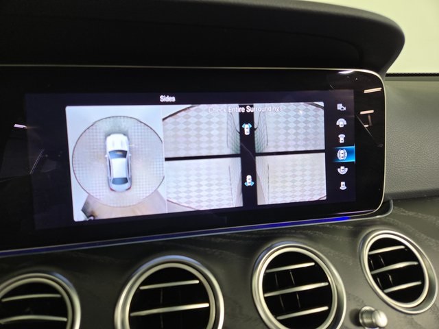 2022 Mercedes Benz E 4MATIC photo 35