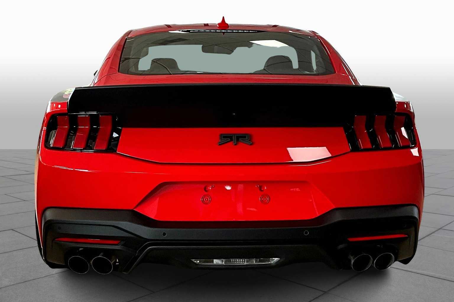2025 Ford Mustang GT Premium photo 4