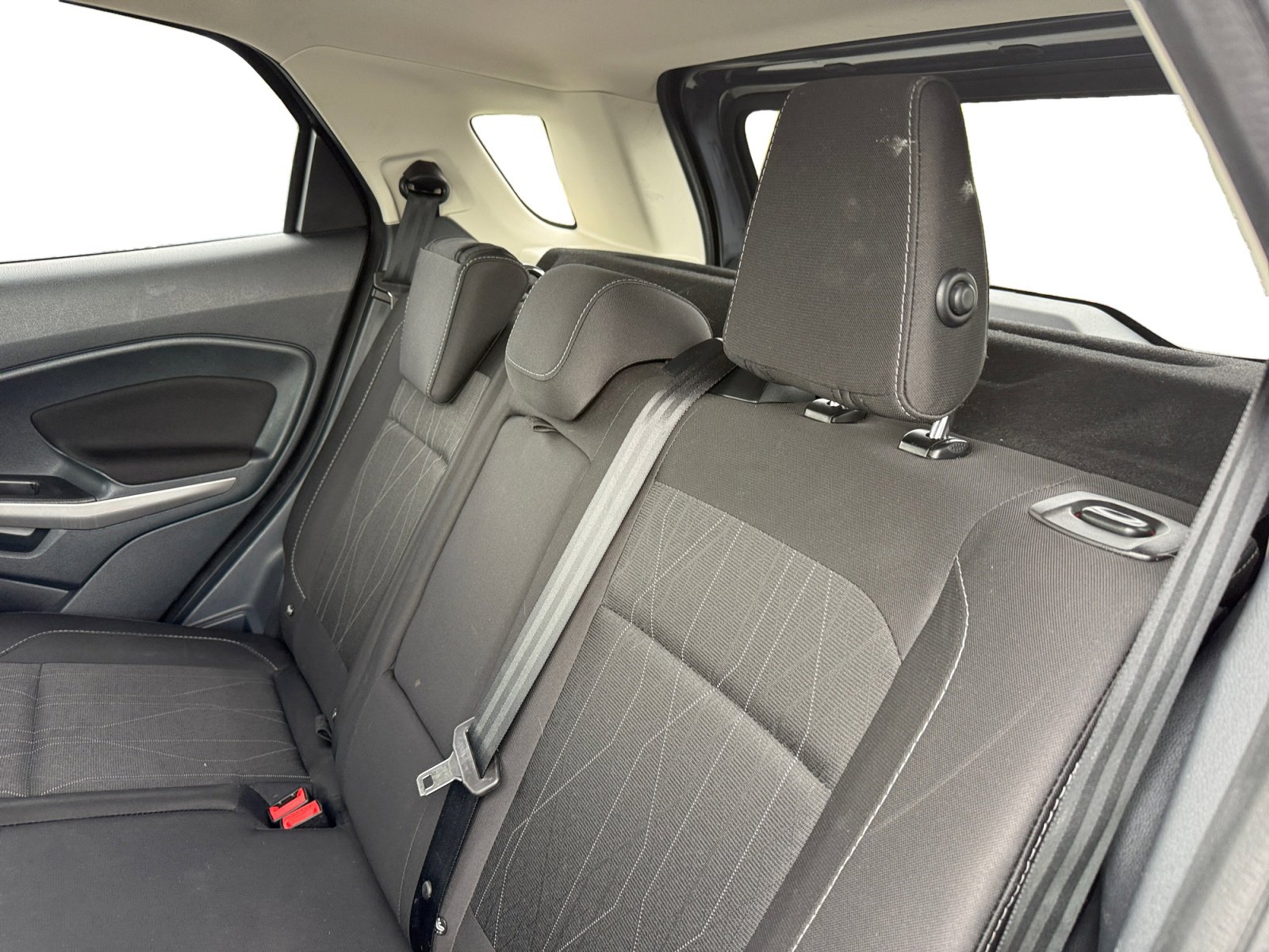 2022 Ford EcoSport SE photo 16