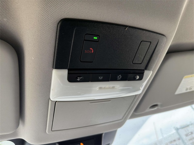 2021 Nissan Rogue SV photo 30