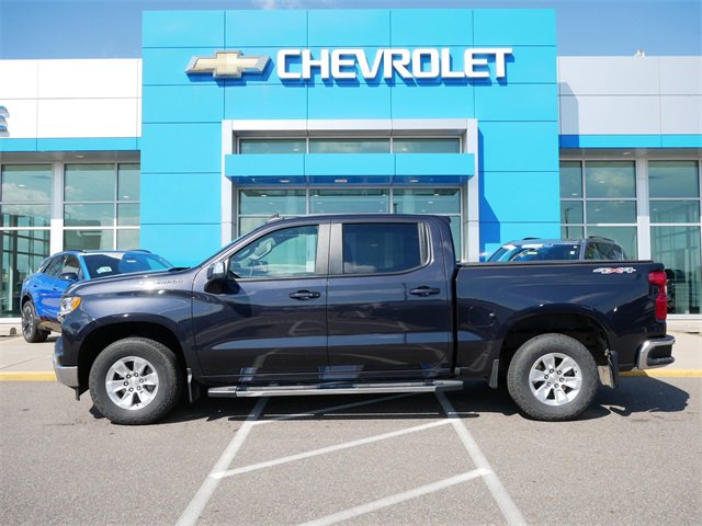 Used 2023 Chevrolet Silverado 1500 LT with VIN 1GCPDDEK5PZ232345 for sale in Roseville, Minnesota