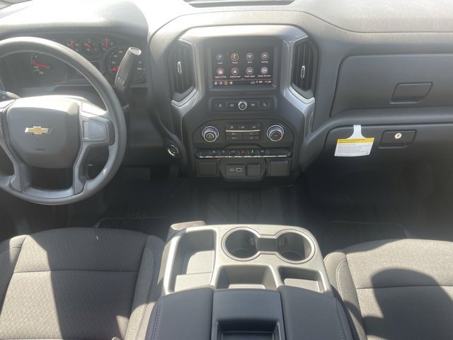 2026 Chevrolet Silverado 1500 Custom photo 13