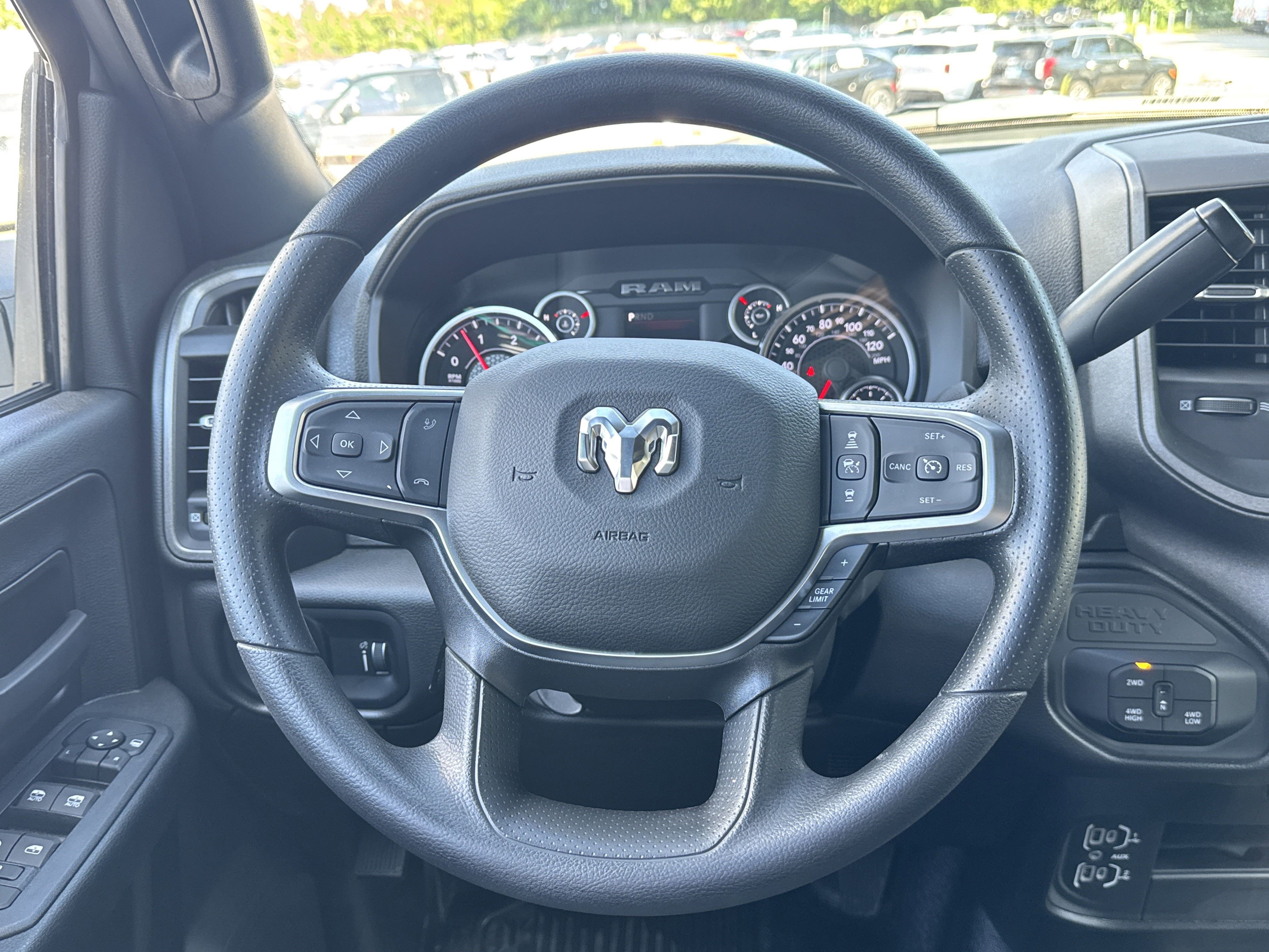 2025 Ram 5500 Tradesman photo 4