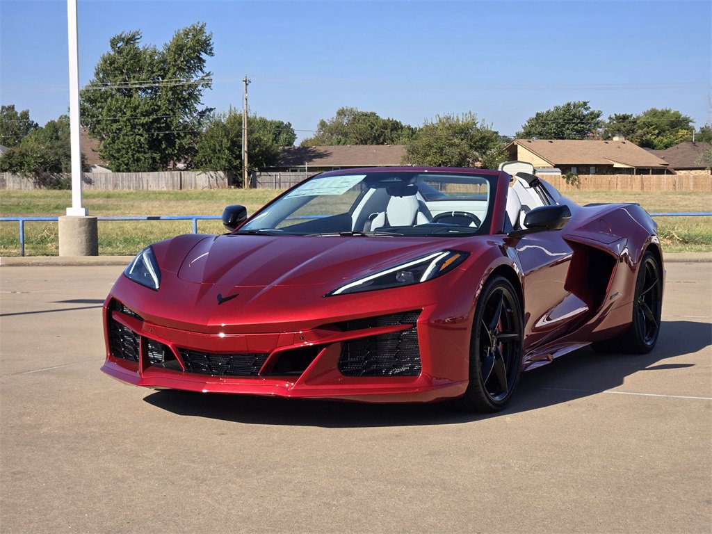 2026 Chevrolet Corvette E-Ray 3LZ photo 2