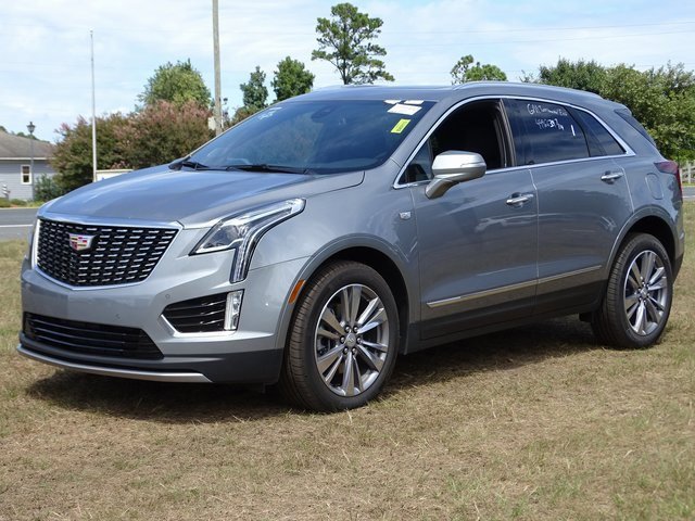 2025 Cadillac XT5 Premium Luxury photo 3