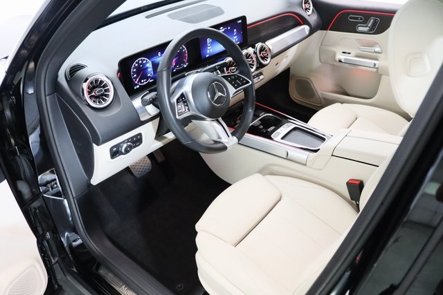 2025 Mercedes Benz GLB 250 4MATIC photo 22