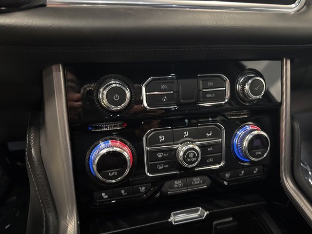 2022 Gmc Yukon Denali photo 25