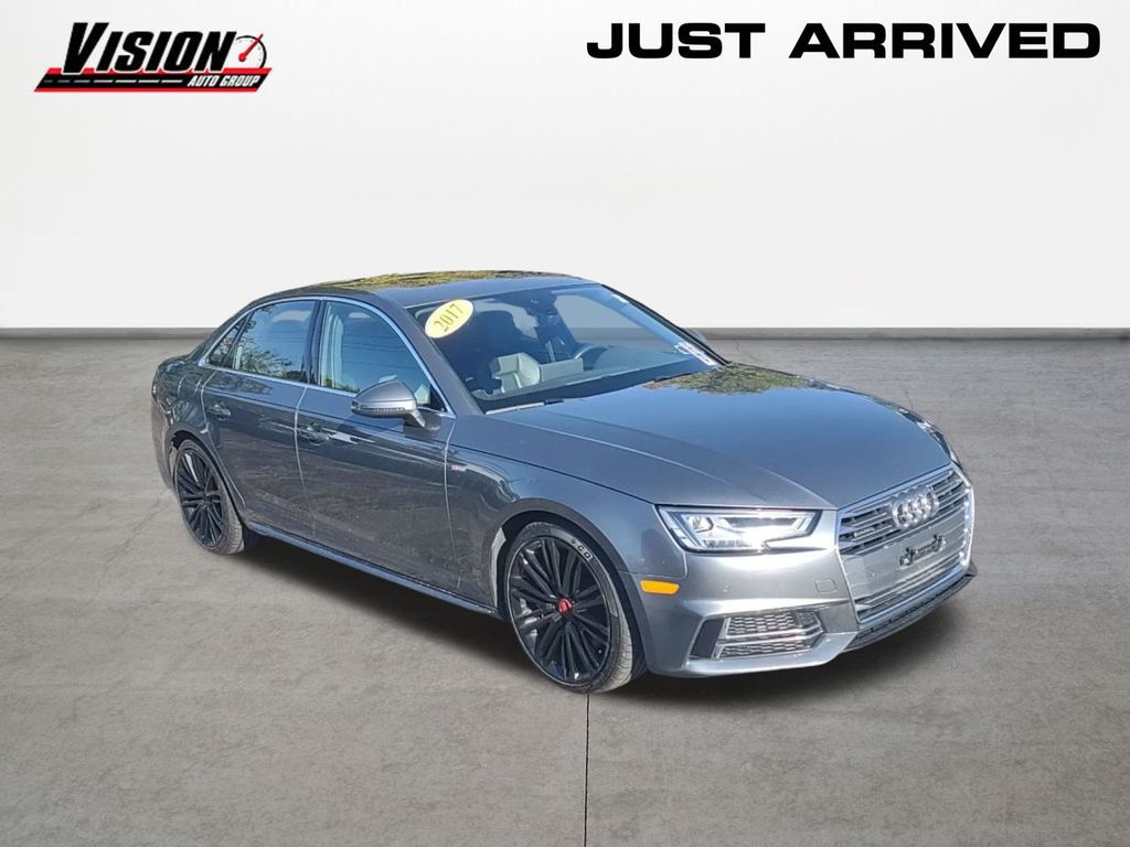 2017 Audi A4 2.0T Premium Plus Quattro photo 3