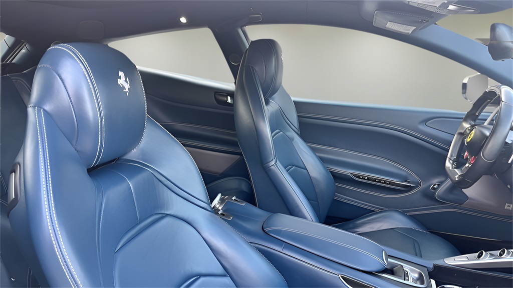 2017 Ferrari GTC4Lusso photo 8