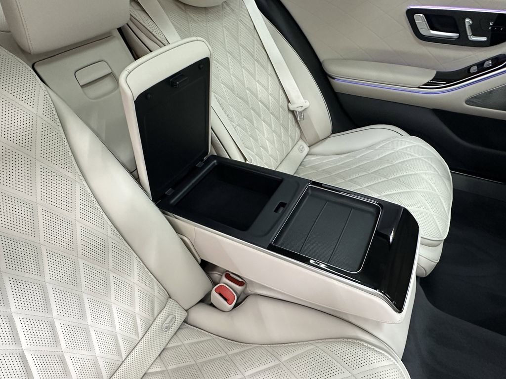 2026 Mercedes Benz S 500 4MATIC photo 21