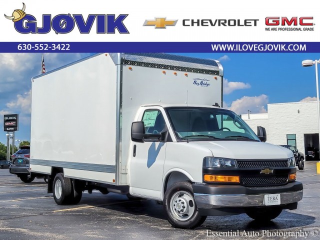2025 Chevrolet Express Cutaway Base's photo