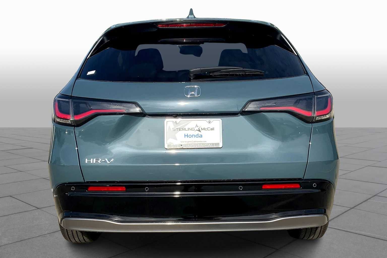 2026 Honda HR-V EX-L photo 4