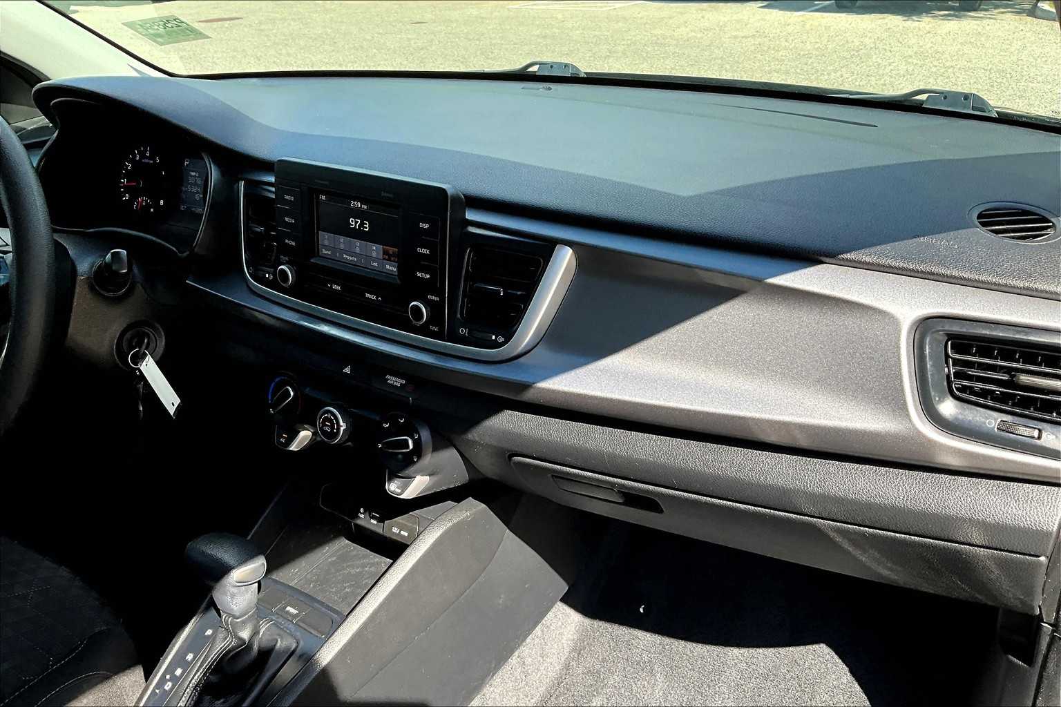 2019 Kia Rio LX photo 13