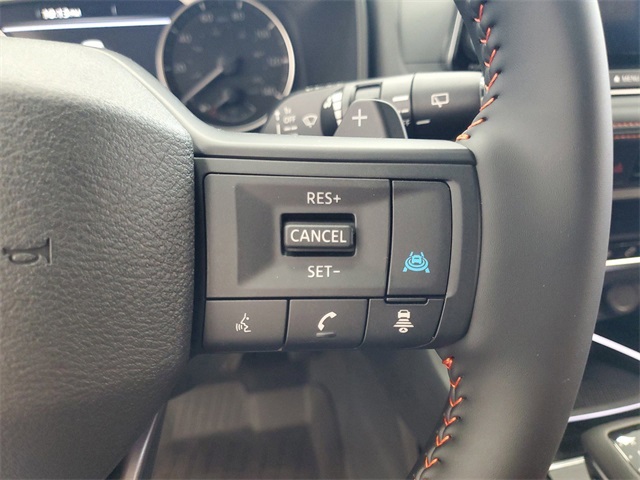 2025 Nissan Rogue SV photo 11