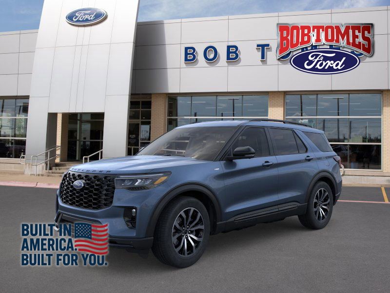2026 Ford Explorer ST-LINE's photo