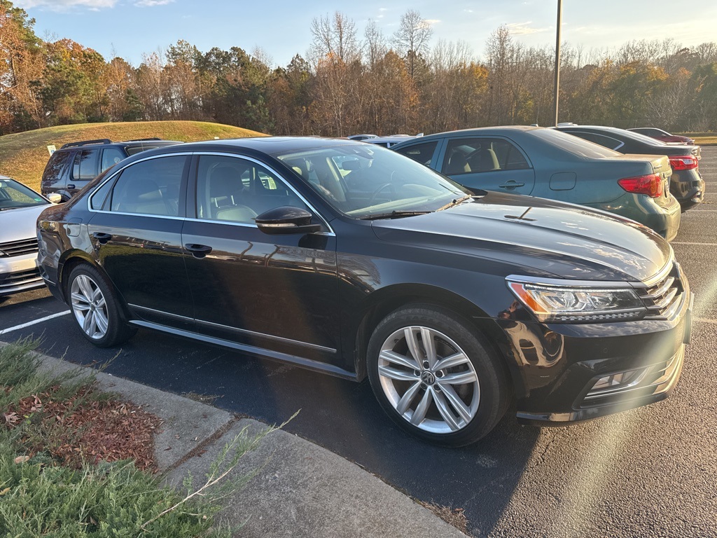 2018 Volkswagen Passat SEL Premium