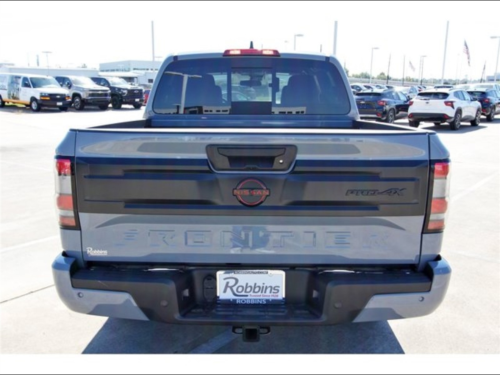 2026 Nissan Frontier Crew Cab PRO-4X® Gray at Robbins Nissan