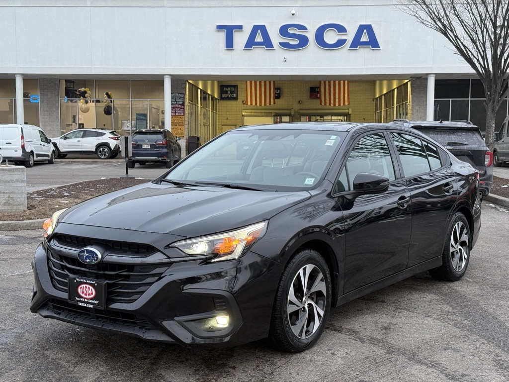 2023 Subaru Legacy Premium's photo