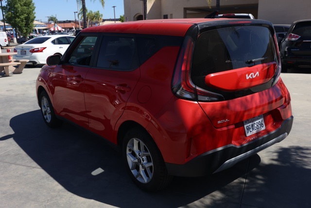 2023 Kia Soul LX photo 5