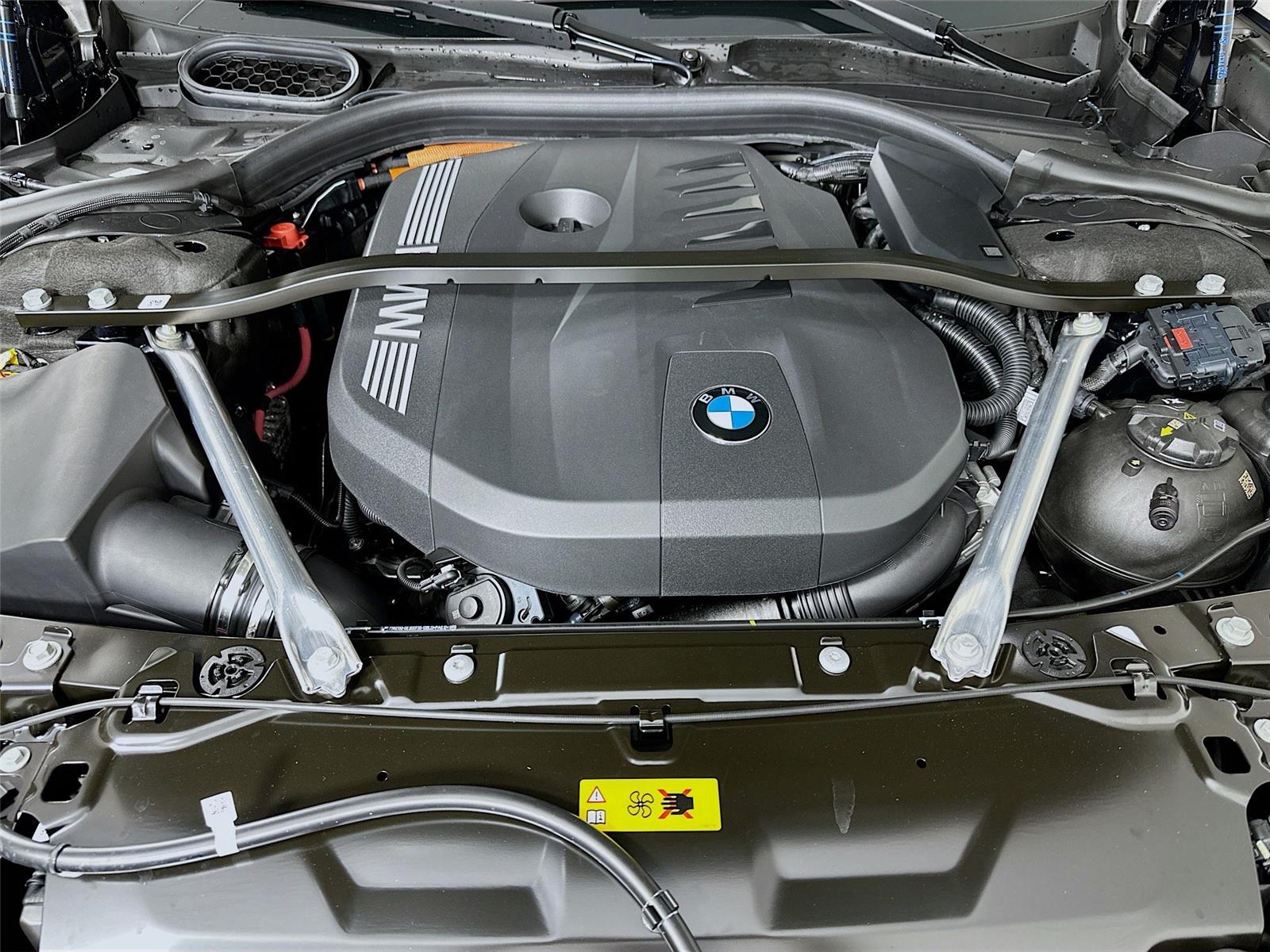 2026 Bmw 750e photo 31