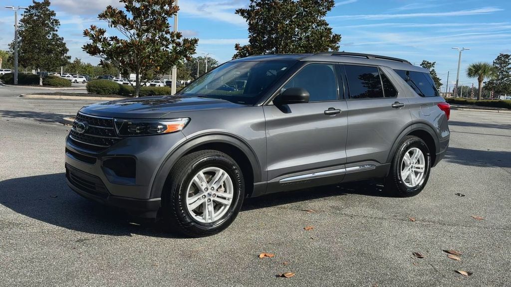 2022 Ford Explorer XLT photo 4
